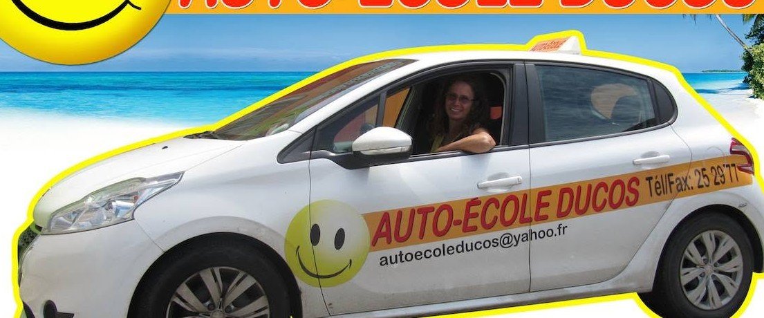 La voiture auto-école Ducos